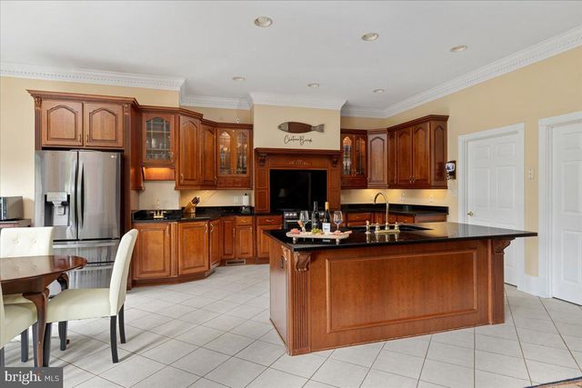 450 GREEN SPRING RD, Winchester, VA 22603