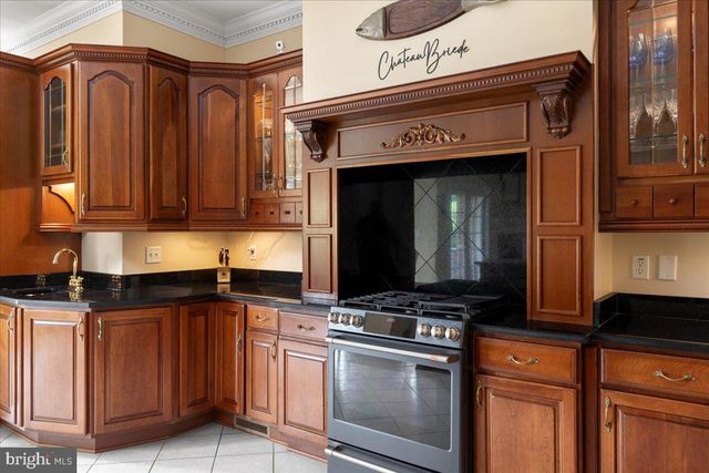 450 GREEN SPRING RD, Winchester, VA 22603