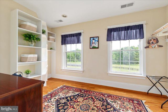 450 GREEN SPRING RD, Winchester, VA 22603