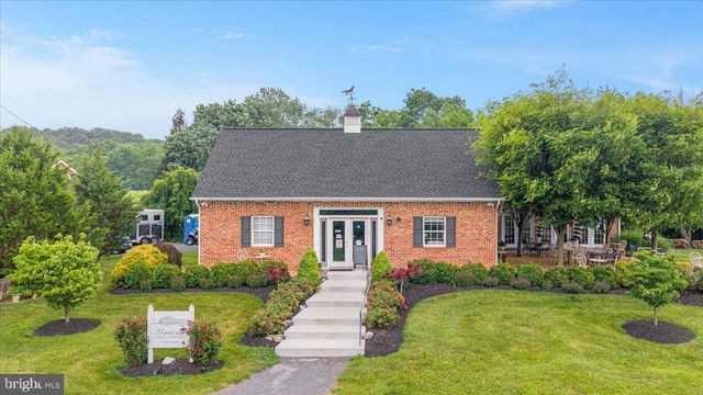 450 GREEN SPRING RD, Winchester, VA 22603