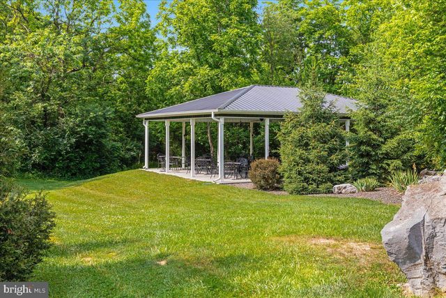 450 GREEN SPRING RD, Winchester, VA 22603