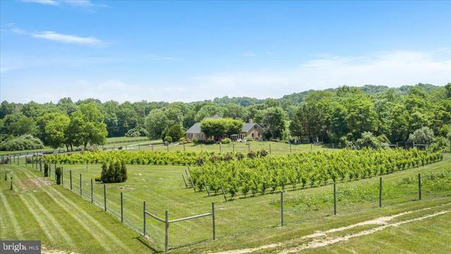 450 GREEN SPRING RD, Winchester, VA 22603