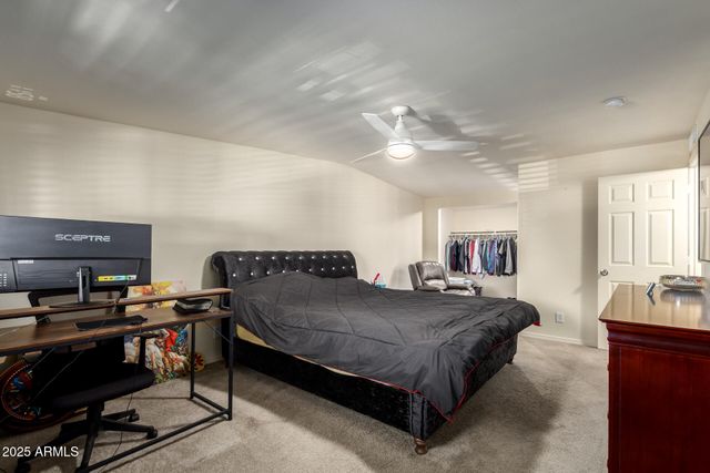 8201 W WHITTON Avenue, Phoenix, AZ 85033