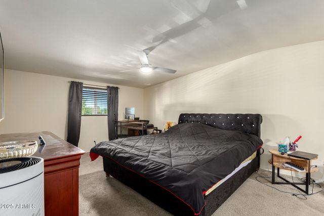 8201 W WHITTON Avenue, Phoenix, AZ 85033