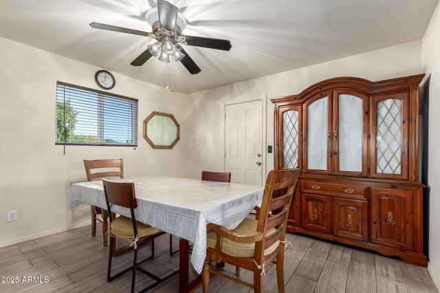 8201 W WHITTON Avenue, Phoenix, AZ 85033