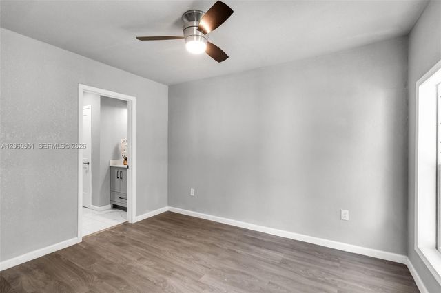 1246 Fisherman St, Opa-locka, FL 33054