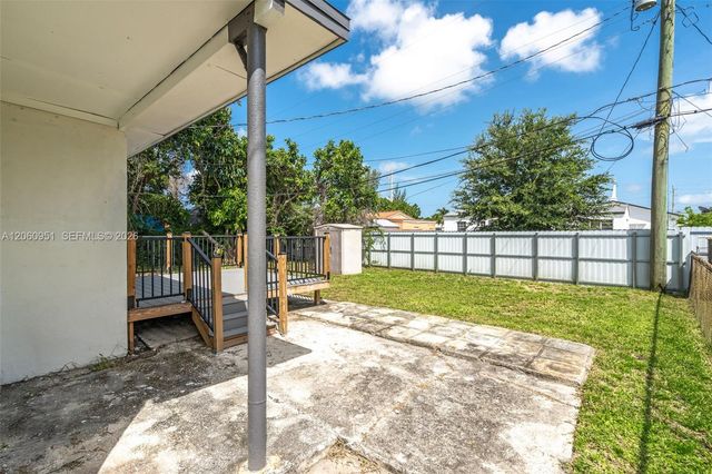 1246 Fisherman St, Opa-locka, FL 33054