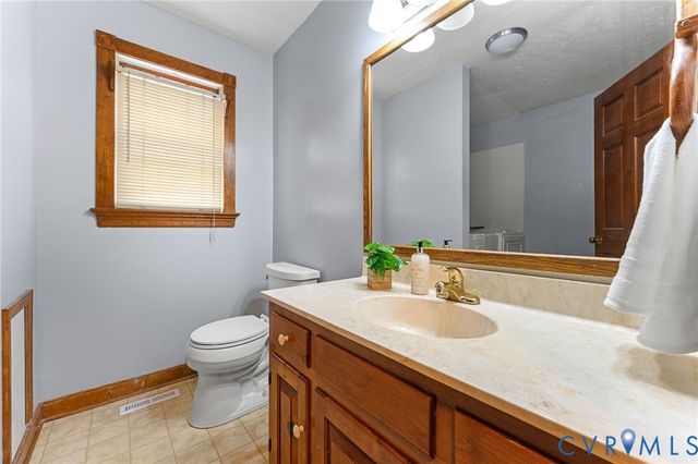 8307 Briarthorn Ct, Mechanicsville, VA 23116