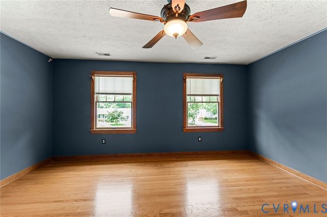 8307 Briarthorn Ct, Mechanicsville, VA 23116