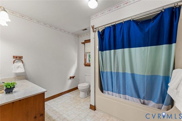 8307 Briarthorn Ct, Mechanicsville, VA 23116