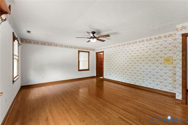 8307 Briarthorn Ct, Mechanicsville, VA 23116