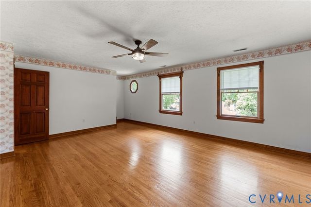 8307 Briarthorn Ct, Mechanicsville, VA 23116