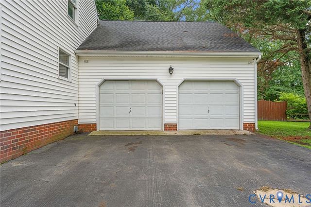 8307 Briarthorn Ct, Mechanicsville, VA 23116