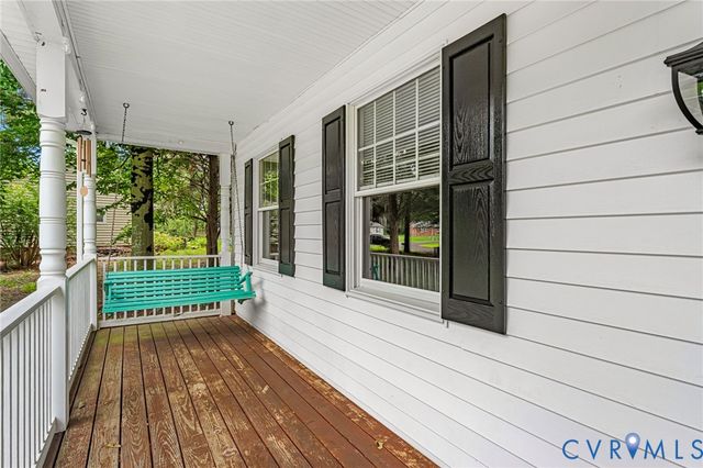 8307 Briarthorn Ct, Mechanicsville, VA 23116