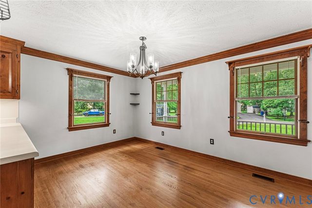 8307 Briarthorn Ct, Mechanicsville, VA 23116