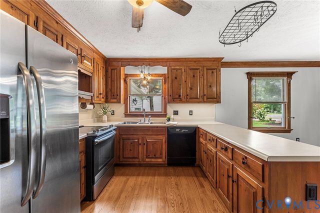 8307 Briarthorn Ct, Mechanicsville, VA 23116