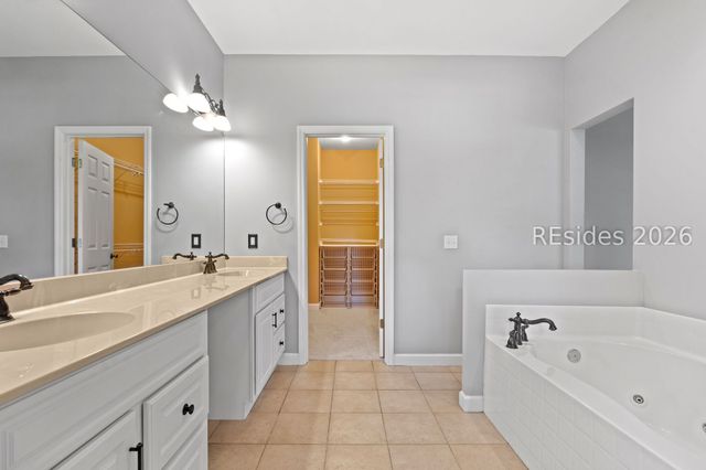 12 Gold Oak Dr, Hilton Head Island, SC 29926
