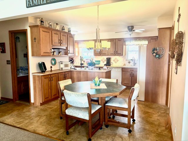 7233 Flamingo Street, Algonac, MI 48001