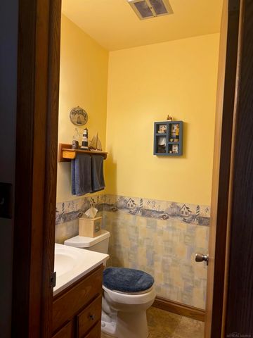 7233 Flamingo Street, Algonac, MI 48001