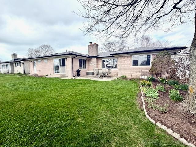 7233 Flamingo Street, Algonac, MI 48001