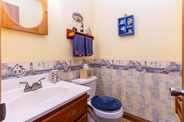 7233 Flamingo Street, Algonac, MI 48001