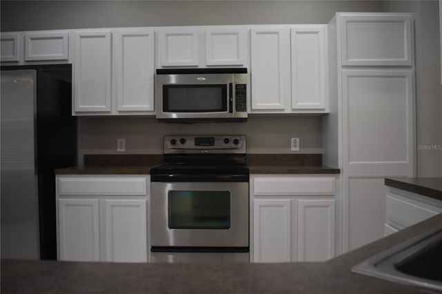 644 CHESNEY DRIVE, Valrico, FL 33594