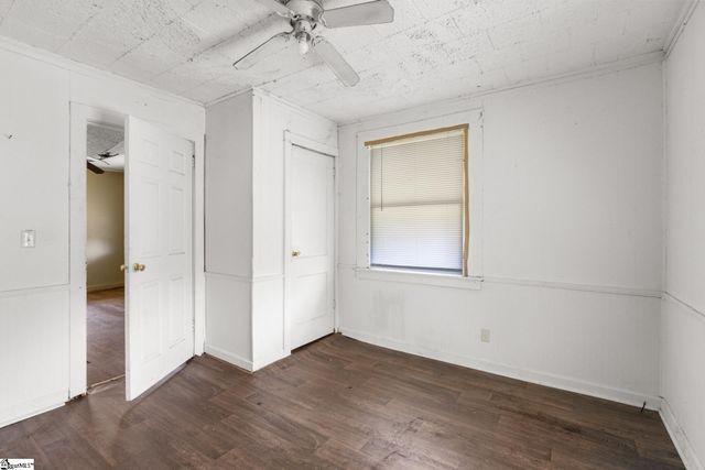 215 Truman Street, Laurens, SC 29360