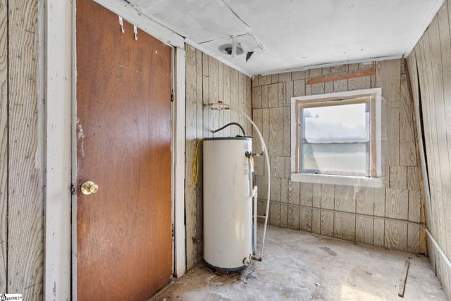 215 Truman Street, Laurens, SC 29360