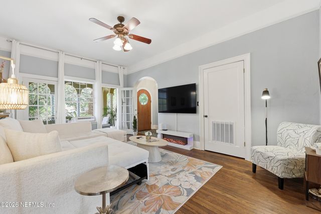 1786 CHALLEN Avenue 2, Jacksonville, FL 32205