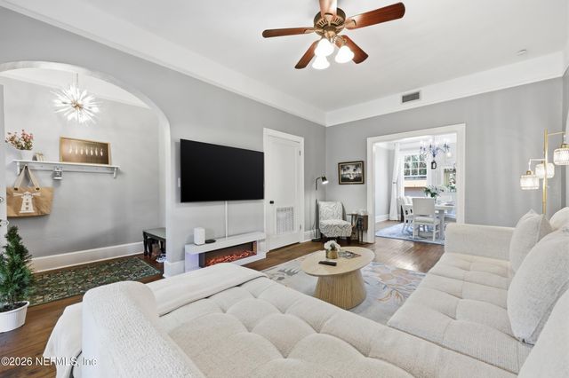 1786 CHALLEN Avenue 2, Jacksonville, FL 32205