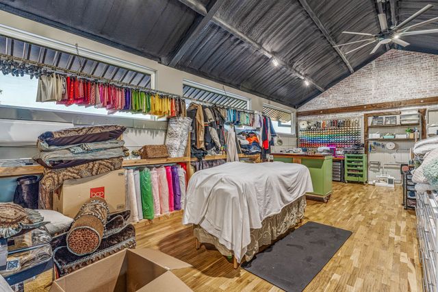 886 Mitchell Hill Road, Gordon, TX 76453