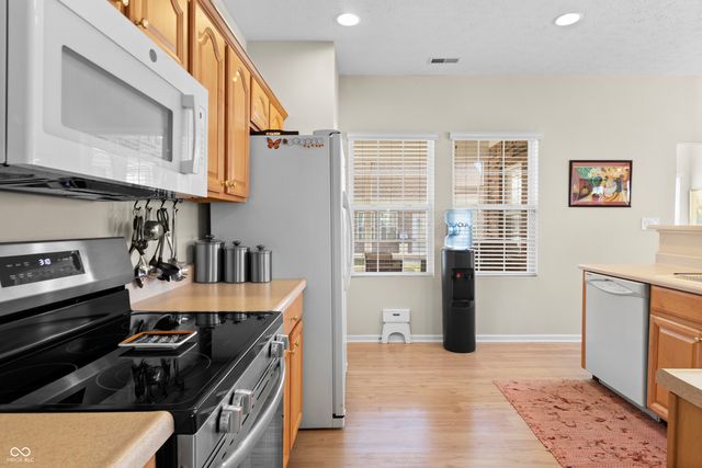 5079 Bally Bunion Drive, Avon, IN 46123