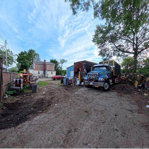 13734 167th Street, Jamaica, NY 11434