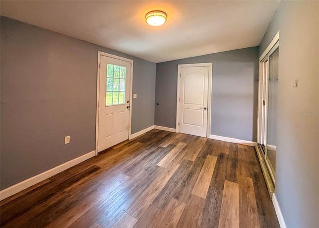 880 EMERALD DR, Mount Dora, FL 32757