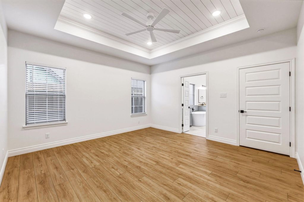 Image 16 of property listing at 3616 Grandview Drive, San Angelo, TX 76904