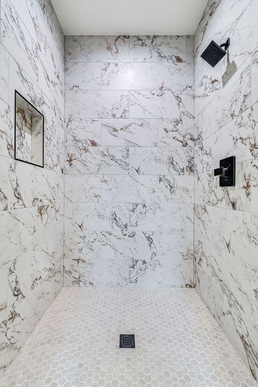Image 19 of property listing at 3616 Grandview Drive, San Angelo, TX 76904