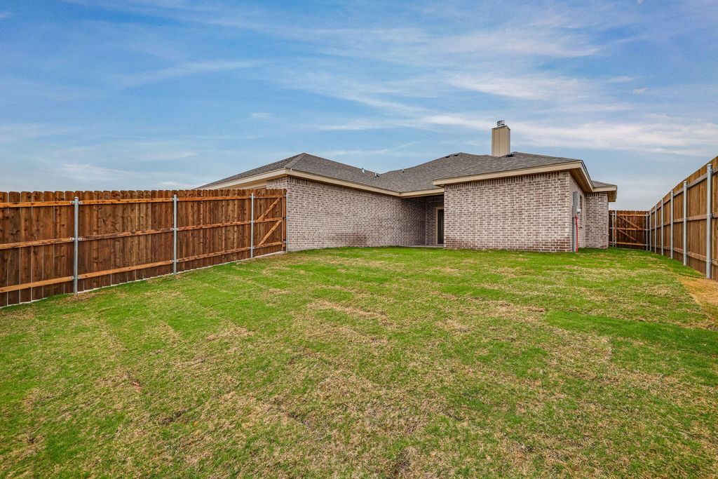 Image 33 of property listing at 3616 Grandview Drive, San Angelo, TX 76904