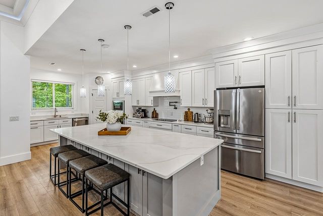 425 CROSS VINE WAY, Campobello, SC 29322