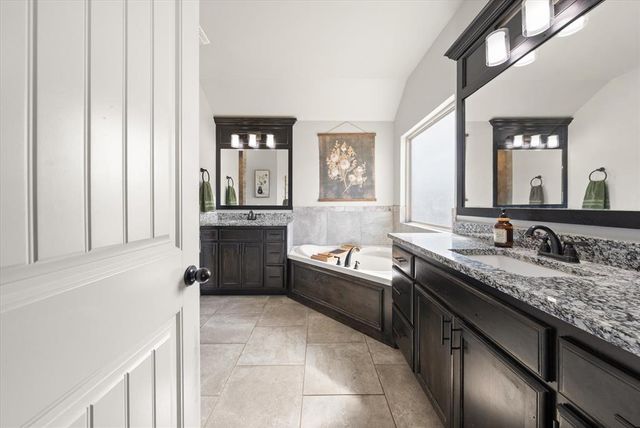 1487 Bridge Street, Edmond, OK 73025