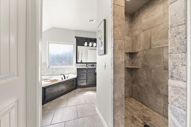 1487 Bridge Street, Edmond, OK 73025