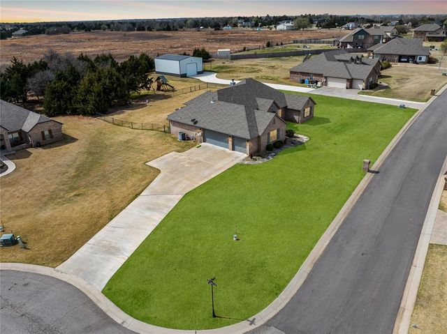 1487 Bridge Street, Edmond, OK 73025