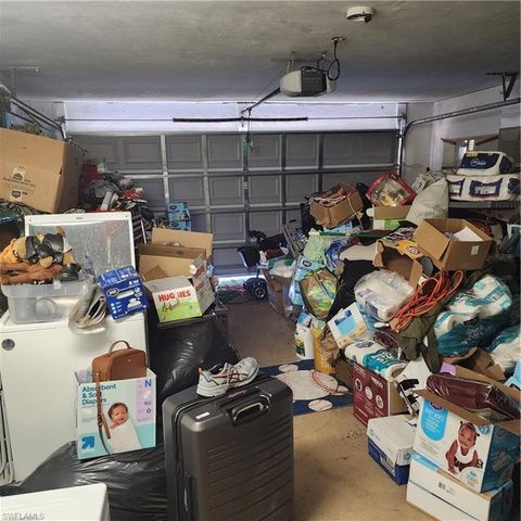 1922 NE 20th CT, Cape Coral, FL 33909