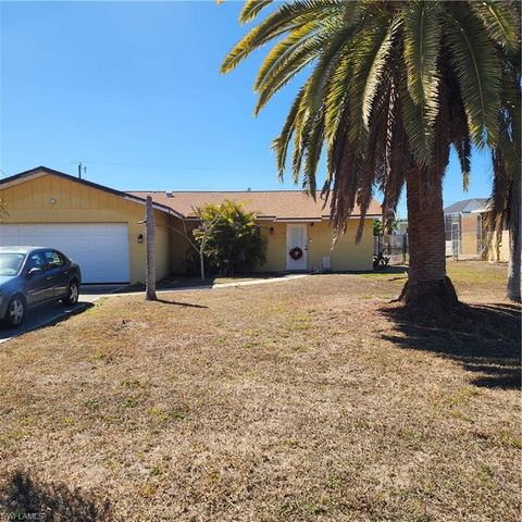 1922 NE 20th CT, Cape Coral, FL 33909