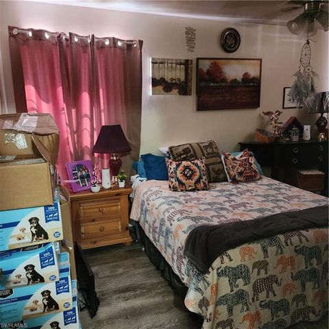 1922 NE 20th CT, Cape Coral, FL 33909