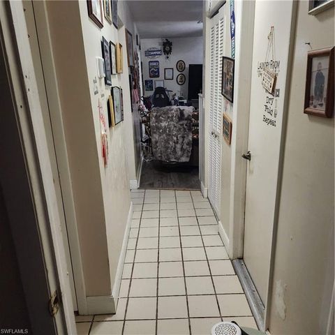 1922 NE 20th CT, Cape Coral, FL 33909