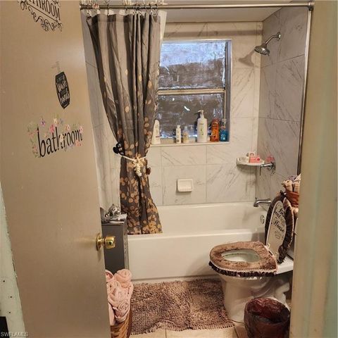 1922 NE 20th CT, Cape Coral, FL 33909