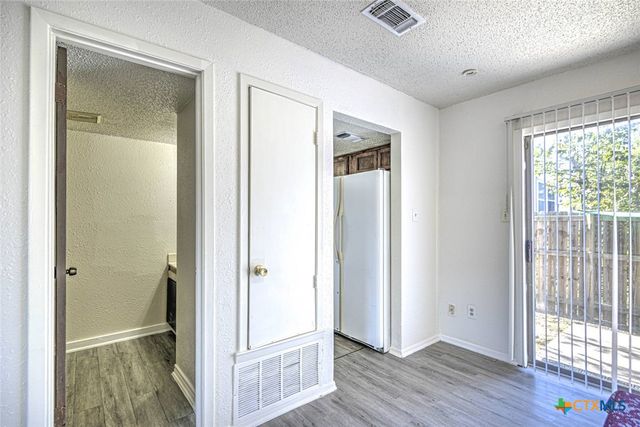 1304 Royal Crest Drive, Killeen, TX 76549