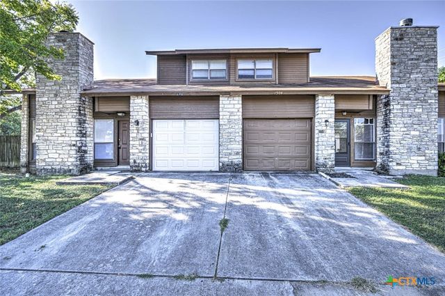 1304 Royal Crest Drive, Killeen, TX 76549