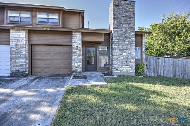 1304 Royal Crest Drive, Killeen, TX 76549