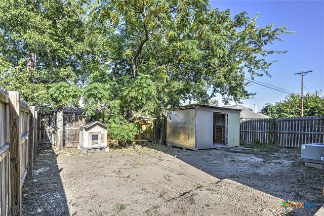 1304 Royal Crest Drive, Killeen, TX 76549